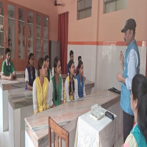 MEETING FOR ENVIROMENT WITH STUDENT COUNCIL OF TAXSHILA PUBLIC SCHOOL
